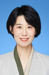 女人穿着衬衫 AI 生成的内容可能不正确。